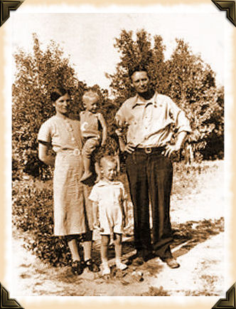 William Lafayette "Will" and Lillie (GOBER) DEMPSEY (52785 bytes)