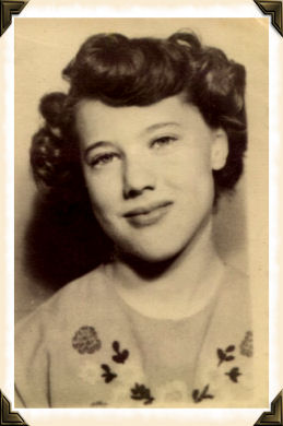 Nina Sue (HARGETT) UNDERWOOD (19359 bytes)