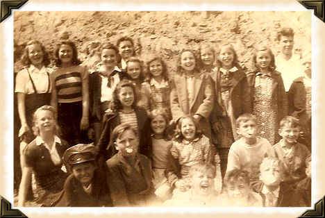 Unknown Photo number 101 (53518 bytes)